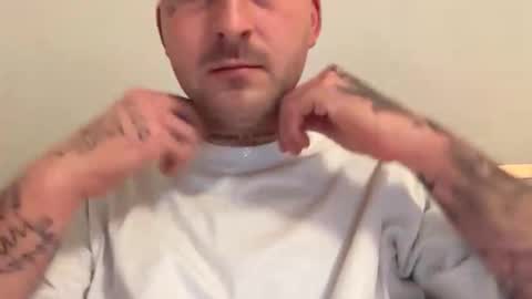 sw0osh online show from November 23, 11:47 pm