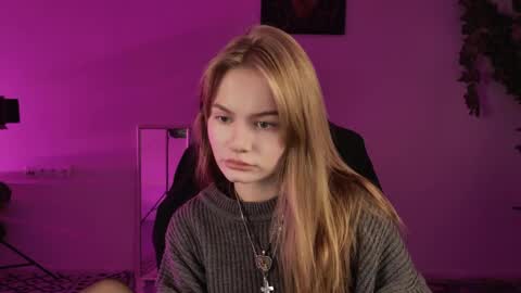 Snapshot of swag_evalution chatting on October 11, 5:12 am Eva online show from October 11, 5:12 am