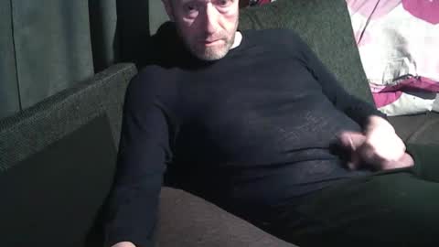 ArnSwart online show from April 23, 8:43 pm