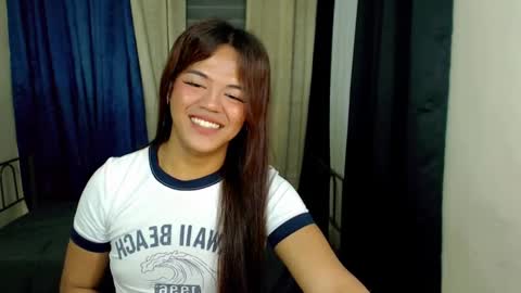 Snapshot of sweet_ahrii chatting on February 17, 4:39 pm CLEO online show from February 17, 4:39 pm