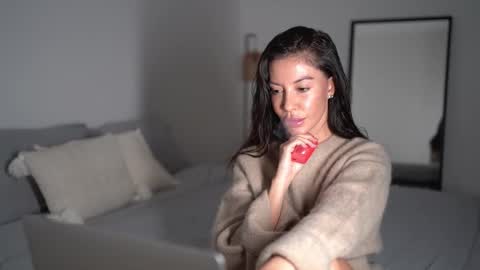 Snapshot of sweet_and_honest chatting on September 26, 9:23 pm Dorothea online show from September 26, 9:23 pm