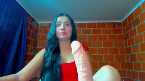 sweet and hot alaia online show from December 15, 2:40 am