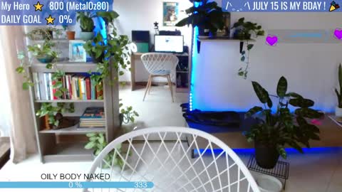 Tutti  online show from June 5, 10:15 pm