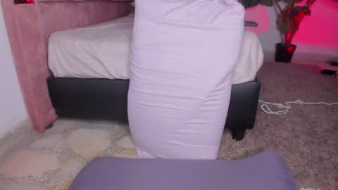 Chelsy  online show from March 20, 7:08 pm