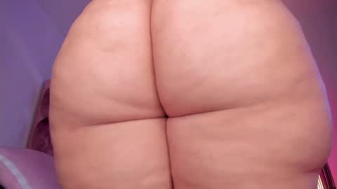 Chelsy  online show from July 24, 6:05 pm