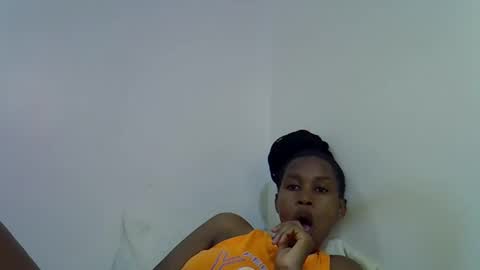 Snapshot of sweet_brown9 chatting on October 2, 2:49 pm sweet_brown9 online show from October 2, 2:49 pm
