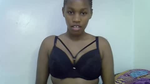 Snapshot of sweet_brown9 chatting on October 21, 8:12 pm sweet_brown9 online show from October 21, 8:12 pm