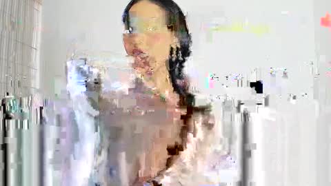 sweet_brunette88 online show from April 24, 8:33 pm