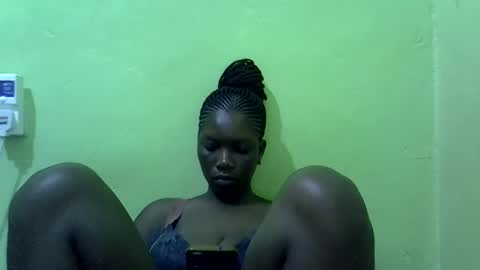 sweet_cherie1 online show from May 31, 1:54 pm