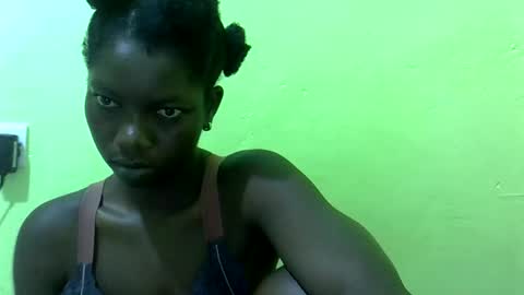 sweet_cherie1 online show from February 1, 4:42 am