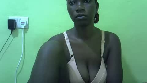 sweet_cherie1 online show from April 22, 7:04 am