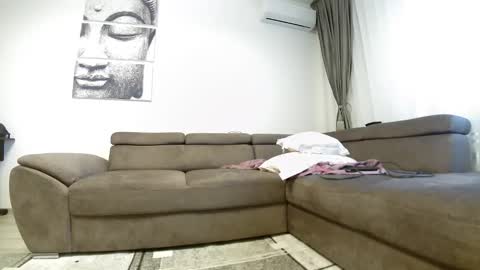           online show from March 6, 11:47 am