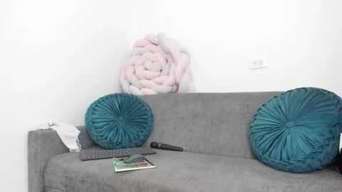 sweet_litle online show from February 16, 8:29 pm