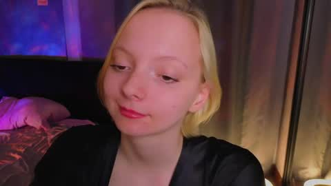 Lana online show from May 23, 5:31 pm