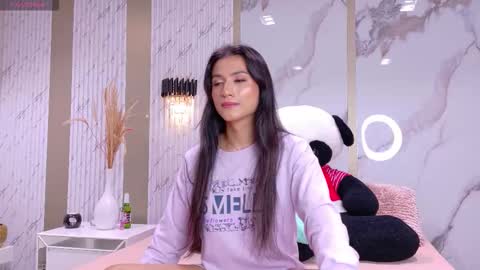 sweet_mafee online show from November 19, 8:18 pm