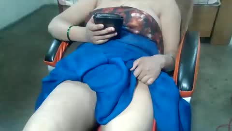 Snapshot of sweet_manisha chatting on February 18, 6:04 pm sweet_manisha online show from February 18, 6:04 pm