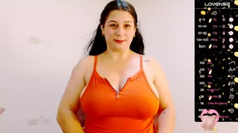 MONSALVE online show from May 25, 12:33 pm