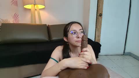Sammy Lauren online show from May 26, 8:26 pm