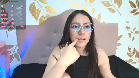 Sammy Lauren online show from February 11, 10:03 am