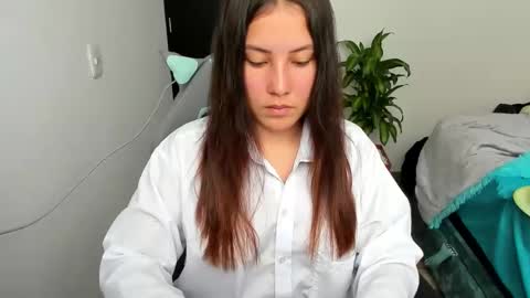     online show from February 9, 3:12 pm