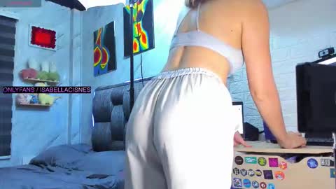 Isabella online show from October 25, 8:09 pm