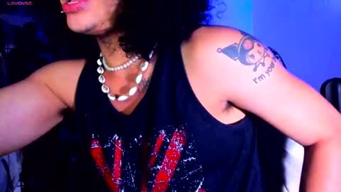 Snapshot of sweet_vond chatting on February 24, 7:11 am Steven independent model online show from February 24, 7:11 am