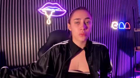  Sexy Arianna  online show from May 25, 12:22 pm