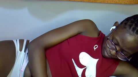 sweet_zarah online show from March 15, 3:22 am