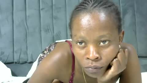 LIANAH online show from January 18, 6:22 am