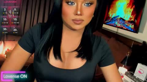 bella online show from December 14, 4:24 pm