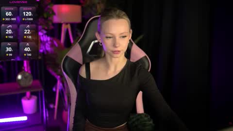 Lina online show from March 15, 9:45 am