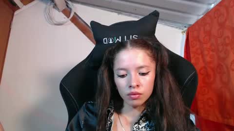 sweetdam12 online show from February 28, 8:39 pm