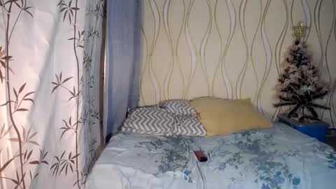 Danni online show from December 17, 4:36 pm