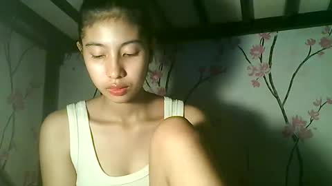 Snapshot of sweetdimple69 chatting on October 27, 5:07 am sweetdimple69 online show from October 27, 5:07 am