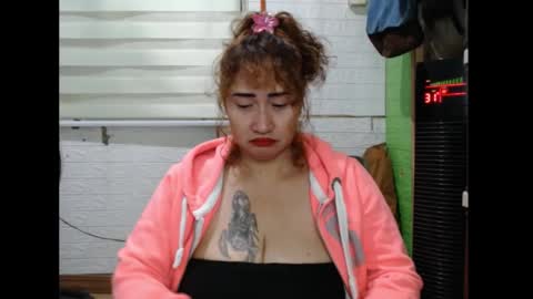 Jean online show from November 19, 5:01 pm