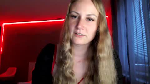 sweetgermangoddess online show from July 7, 6:23 pm
