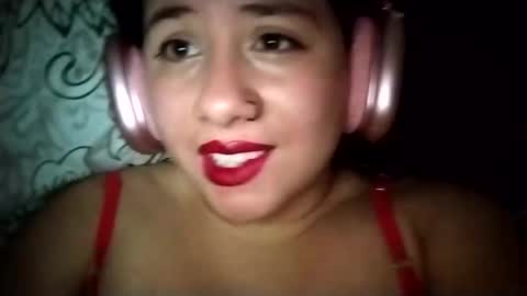 Ana Mara  i cant Make noise My family is here  online show from March 8, 3:50 am