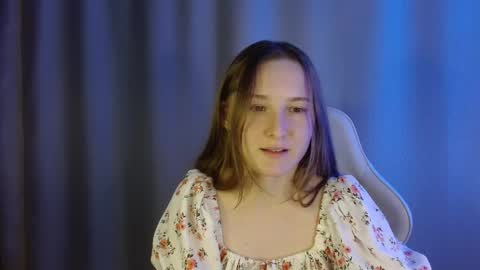 Annie online show from November 28, 7:54 pm