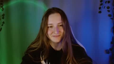 Annie online show from September 29, 9:47 pm