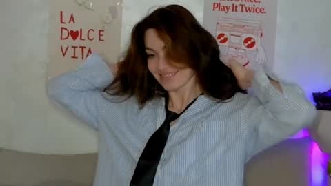 Daddy Babby Girl online show from April 16, 12:49 pm