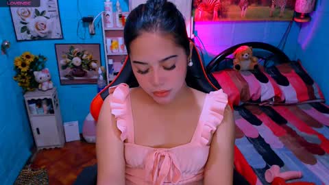 Nicole online show from February 26, 3:54 pm