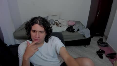 Lian online show from May 5, 2:29 am