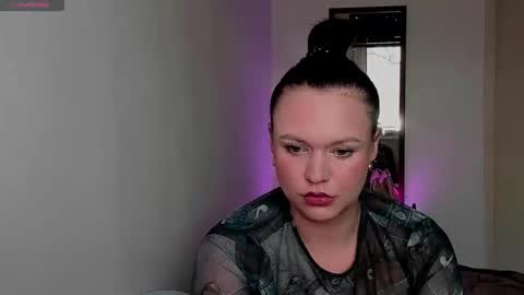 sweetlikaaa online show from April 19, 6:10 pm