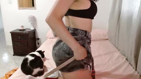 sweetlilith23 online show from April 26, 10:40 pm