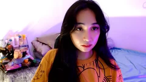 Lilly online show from November 3, 3:40 am