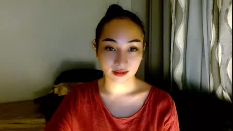 Lilly online show from March 25, 4:41 am