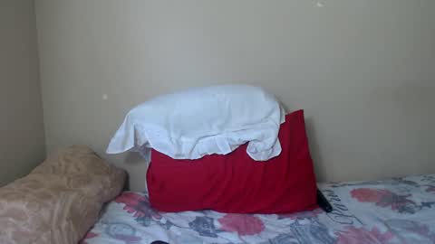 sweetlipss_ online show from October 1, 11:09 am