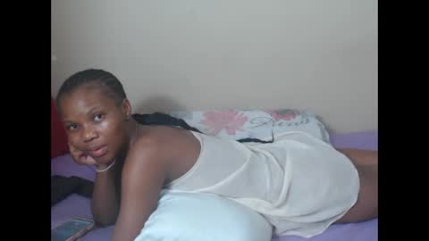 sweetlipss_ online show from September 10, 5:14 pm