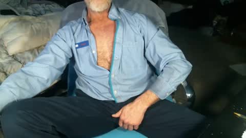 Snapshot of sweetman4a chatting on December 8, 1:25 pm Michael online show from December 8, 1:25 pm