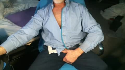 Snapshot of sweetman4a chatting on January 17, 2:50 pm Michael online show from January 17, 2:50 pm